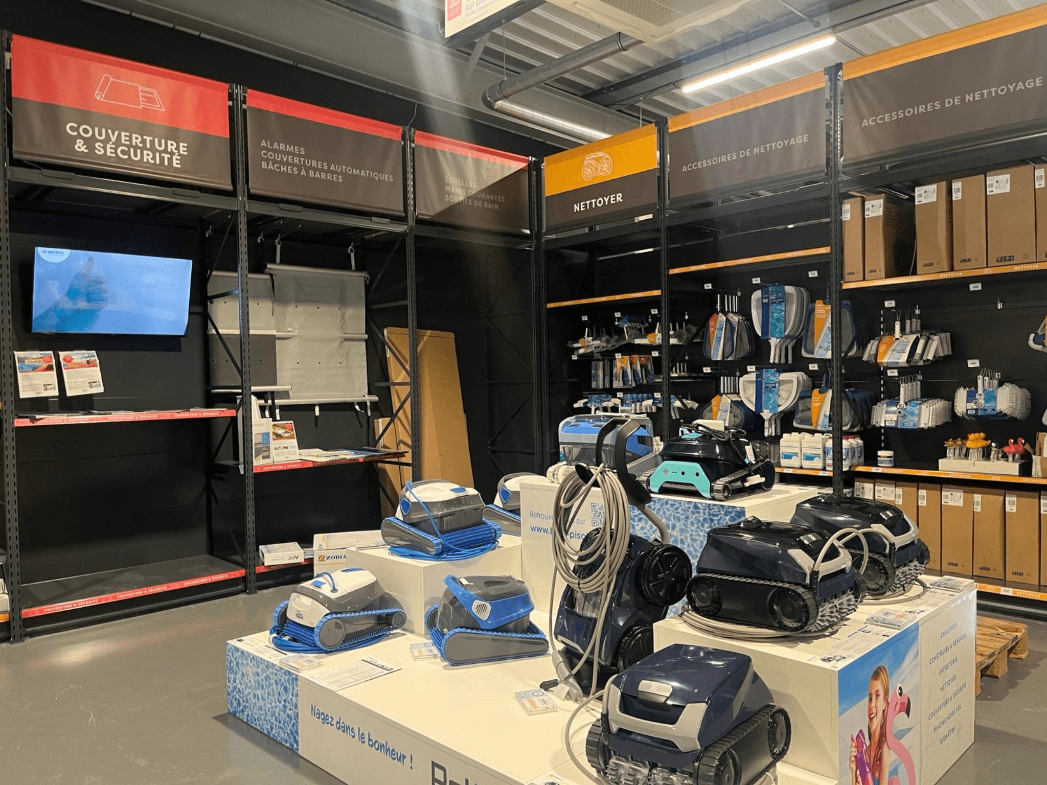 Intérieur magasin bel'o piscine sarreguemines 5