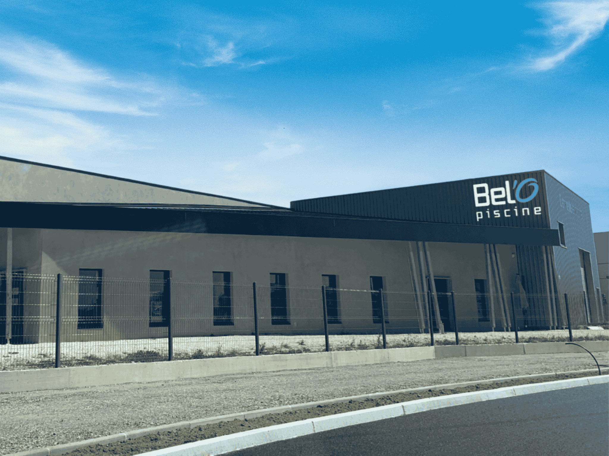 magasin bel'o piscine saint paul trois chateaux